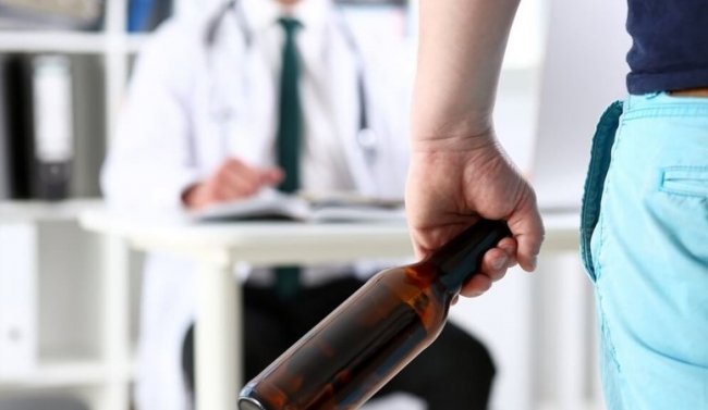 Симптомы и особенности лечения алкоголизма