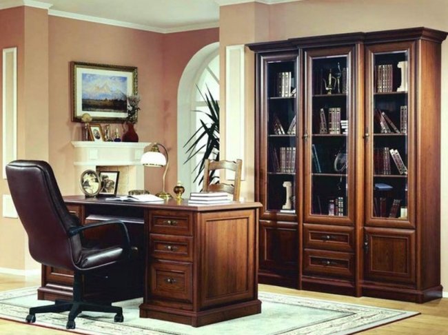 Особенности выбора мебели в кабинет в собственном доме