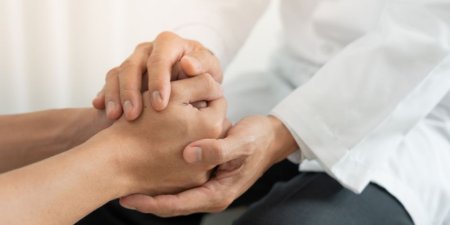 Современный подход к развитию личности: как тренинги и коучинг помогают достигать целей
